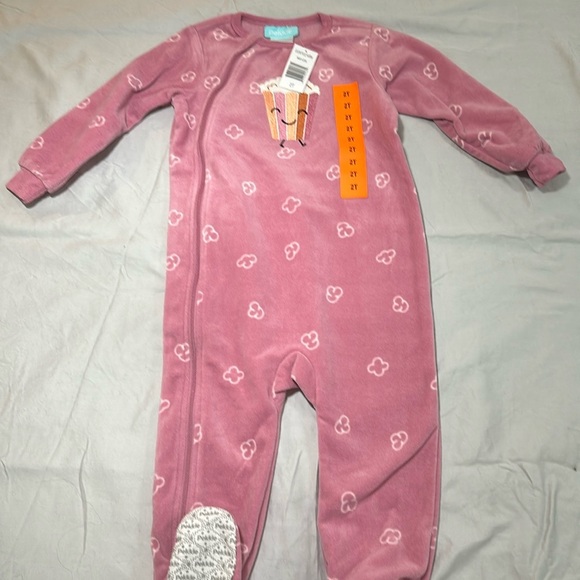 Pekkle - NWT - fleece footed sleepers - Popcorn design - 2T - Picture 2 of 4